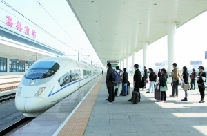 搶奪快遞物流市場增收，量價提升利好鐵路運輸股